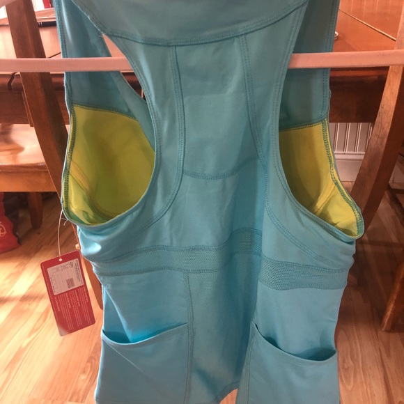 Woman’s Athleta Support Racerback Top, Aqua Blue, Medium - Picture 2 of 7